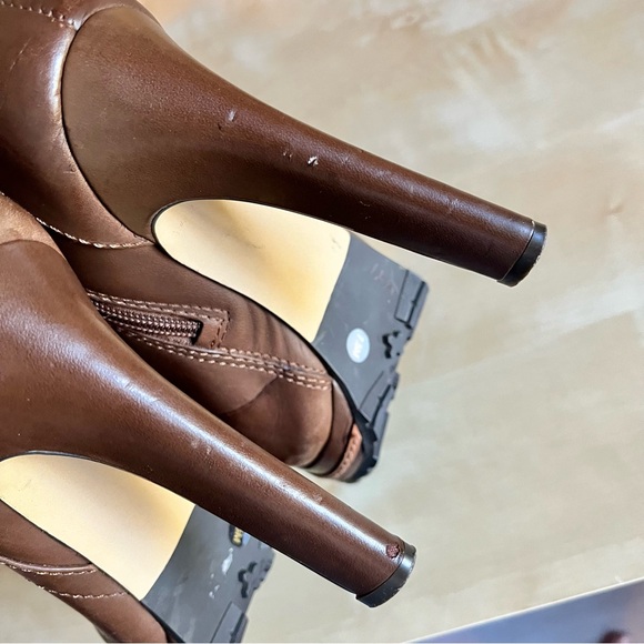 Gianni Bini Women's Lace Up Brown Leather Stiletto Heel Hiking Booties Size 7 - Picture 10 of 10